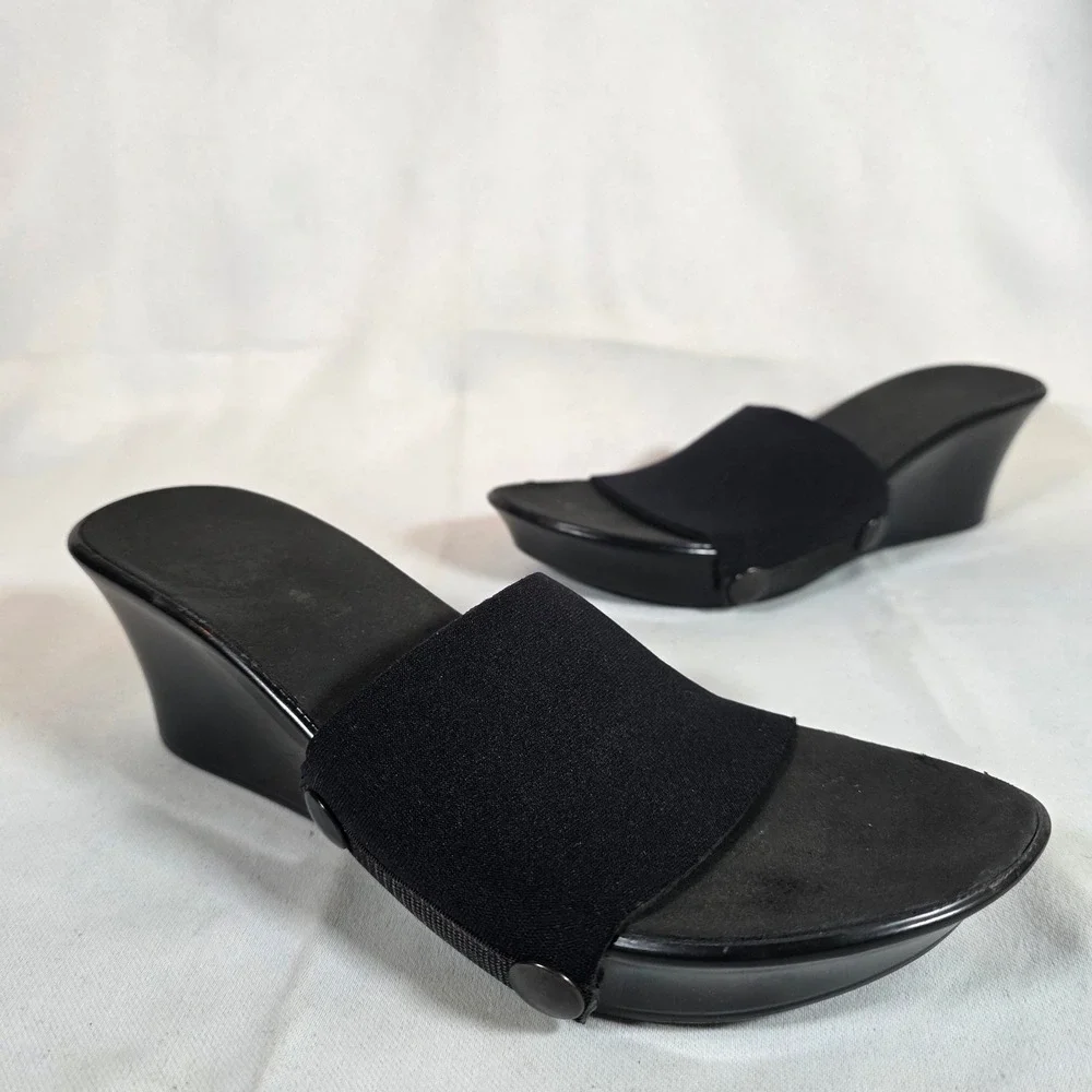 OneSole Interchangeable Wedge‎ Sandals Black Size 7 with 5 Tops Travel Cruise